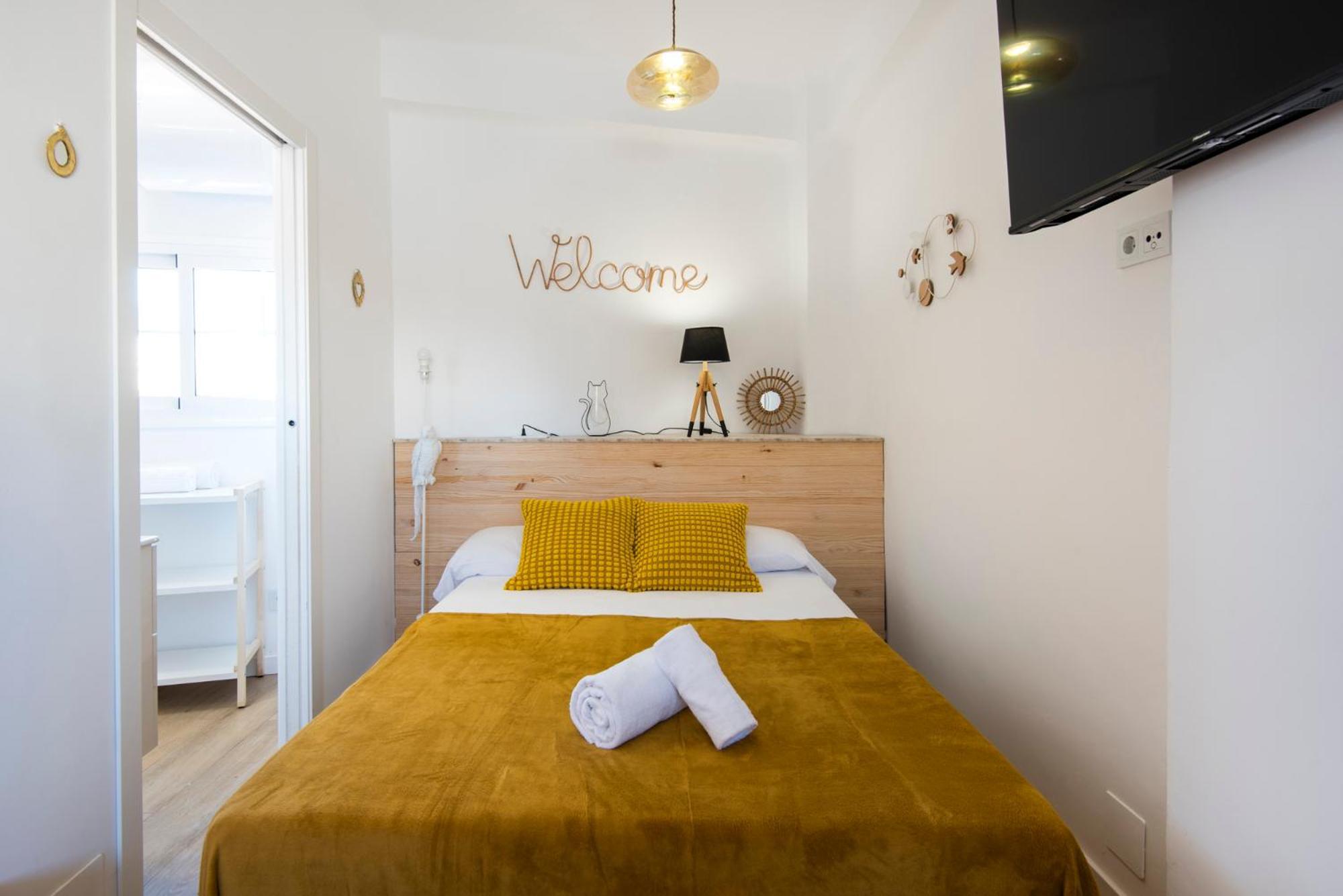 Apartment Malaga Tour Museums Constitucion Square 외부 사진